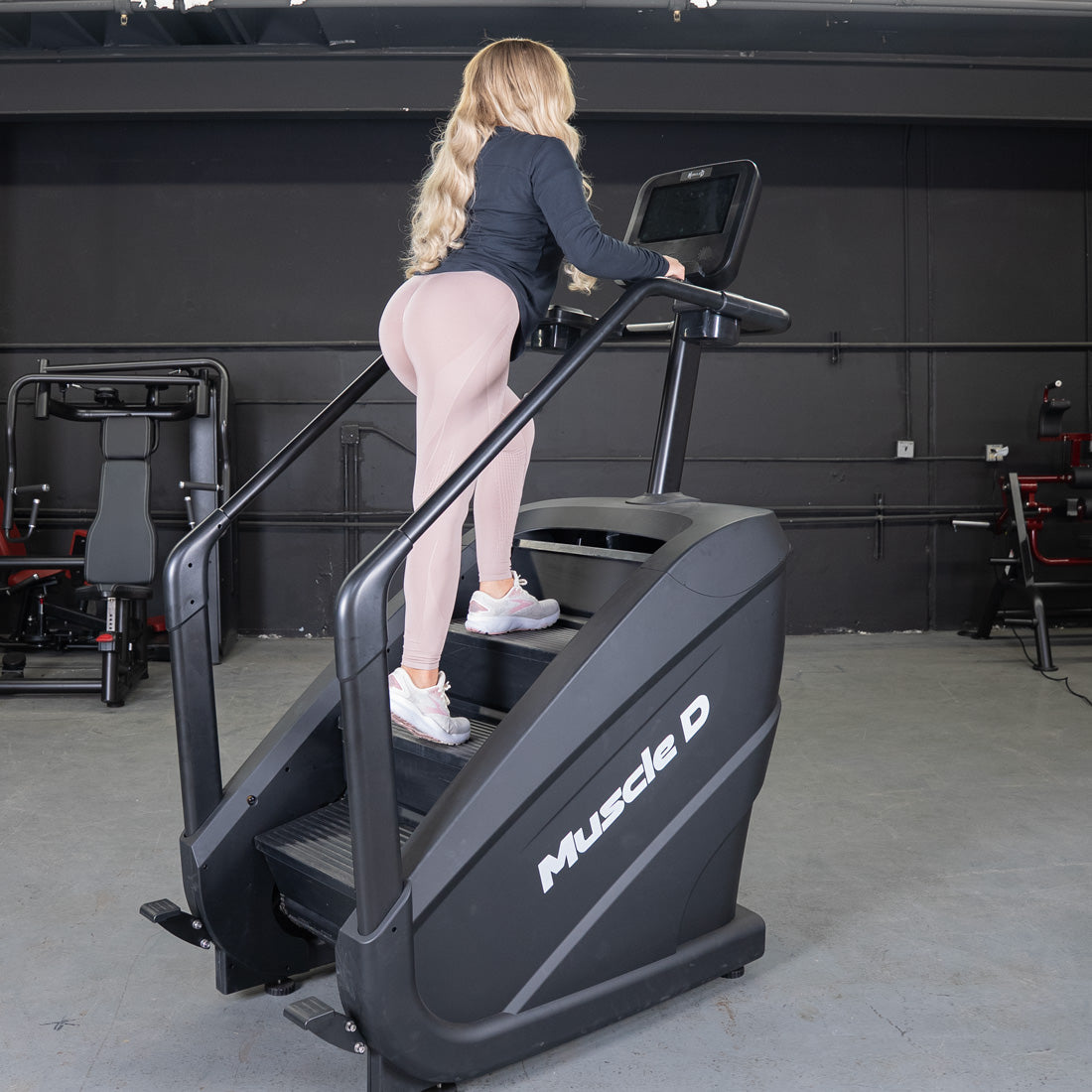 Muscle D Fitness - Elite Commercial Stair Climber